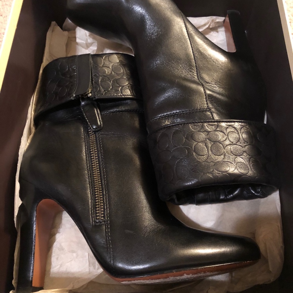 Coach boots